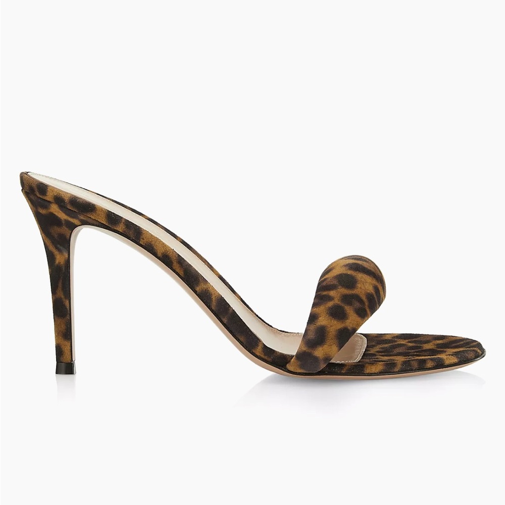 Gianvito Rossi

Bijoux 85MM Leopard Suede Mules - Picture 7 of 7